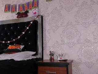 Hanks Love webcam model stream image