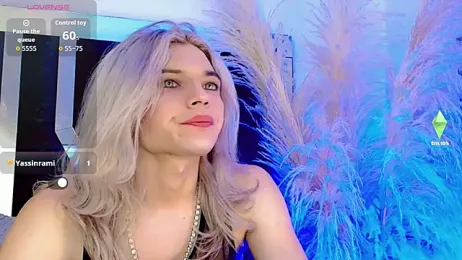 honey_skin webcam stripchat model stream image