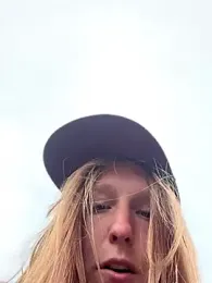 GoldenFlameGoddess webcam model stream image