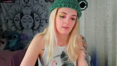 Cutie_Adelia webcam model stream image