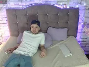 engel_and_diny webcam model stream image