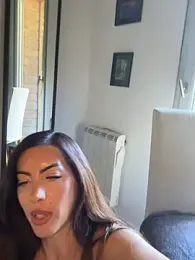Eyline webcam model stream image