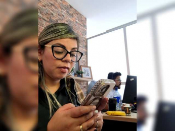 Cata-office1 webcam model stream image