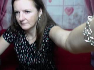 Megan Pirs webcam model stream image