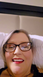 DeesPretties webcam model stream image