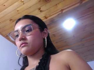 antonellasweetlittle webcam model stream image