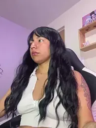 Ivann4 webcam model stream image