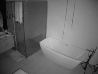 voyeurcam-casa-salsa-bathroom-2 webcam model stream image