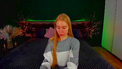 Alina__Blonde webcam model stream image