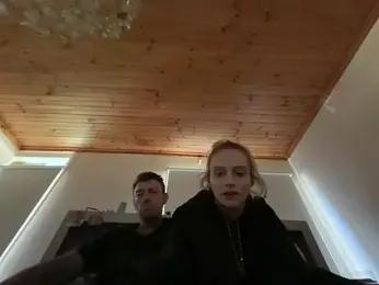 MDeez11 webcam model stream image