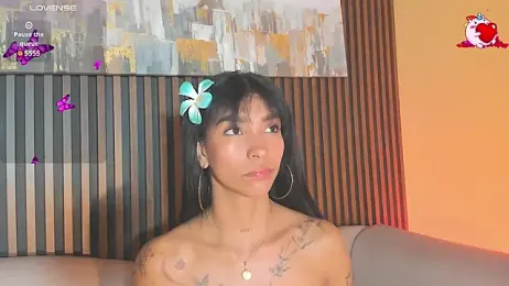 LauraAristizabal webcam model stream image