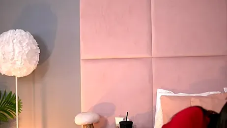 AlmaLuv webcam stripchat model stream image