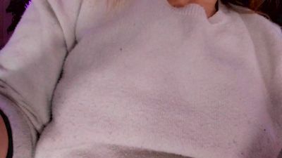 LindaWhite_ webcam model stream image