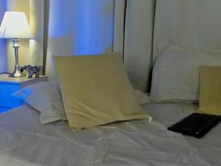 Ronny Colton webcam flirt4free model stream image