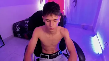 Aron_Boyy webcam model stream image