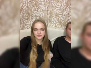 sweet1squirt webcam bongacams model stream image