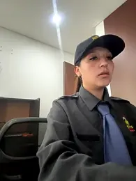 Emily-7_ webcam model stream image