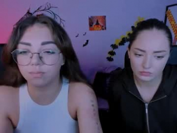 kiki_swan webcam model stream image