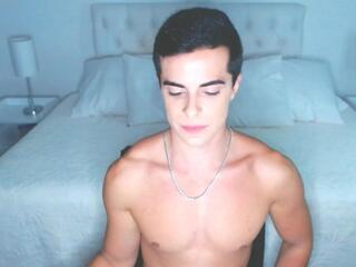 Xander Spells webcam model stream image
