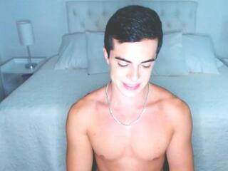 Xander Spells webcam model stream image
