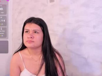 elalove_ webcam model stream image