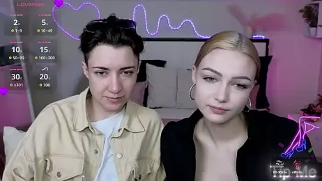 LinaLirian webcam model stream image