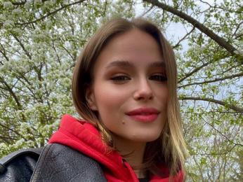 VeronaBrucker webcam model stream image