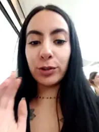 miadaniells_hot webcam model stream image