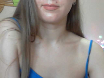 Lolakisss webcam model stream image