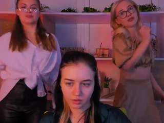 miki-ti webcam model stream image