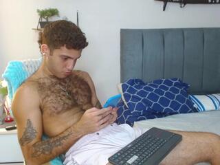 Zack Buttoon webcam model stream image