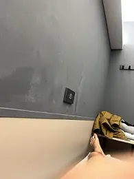 chippopo webcam model stream image