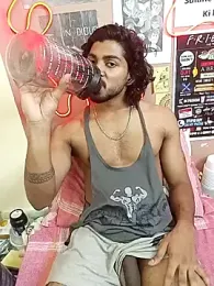 Yk_physique webcam stripchat model stream image