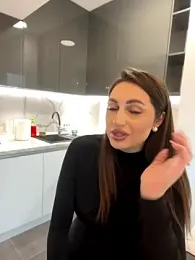 claraxjoyy webcam model stream image