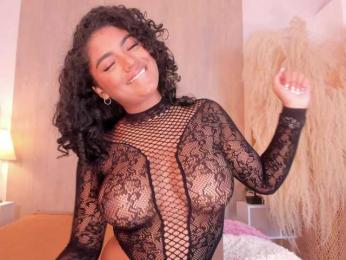 CarlyMonroee webcam model stream image
