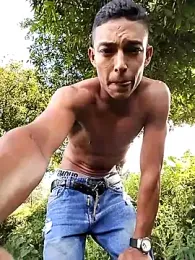 Demiansteven2 webcam model stream image