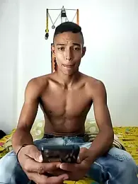 Demiansteven2 webcam model stream image