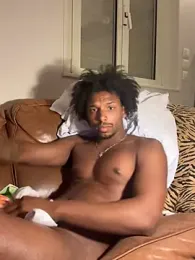 Kokinou webcam model stream image