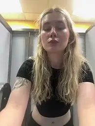 SiaLater webcam stripchat model stream image