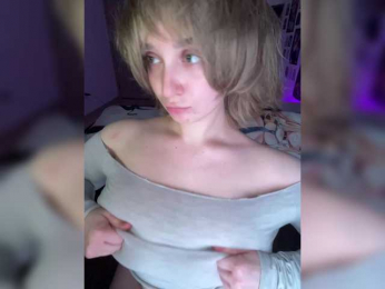 peDoVo4ka228 webcam model stream image