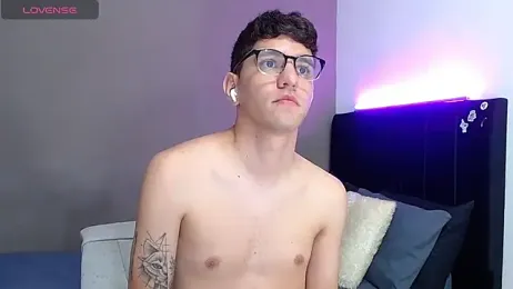 Matteo12_ webcam model stream image