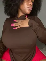 Boneca25 webcam stripchat model stream image