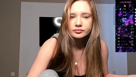 Holly_Molii webcam model stream image