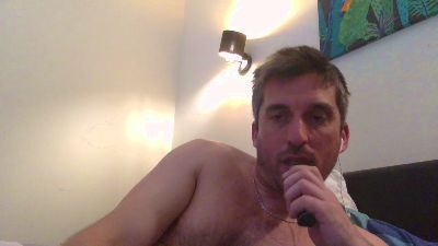 moumout1000 webcam model stream image