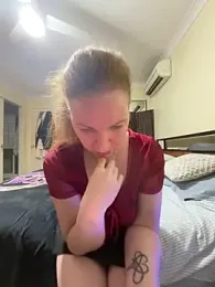 AussieKittyPurr webcam stripchat model stream image