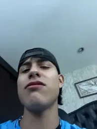 Lander_Cruz webcam stripchat model stream image