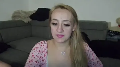 LoveXAddict webcam model stream image