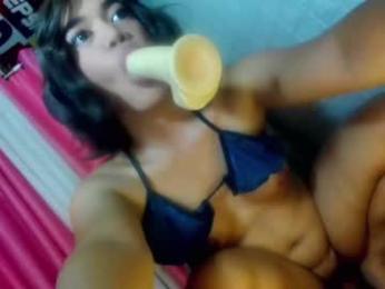 im_ur_hot_ella webcam chaturbate model stream image