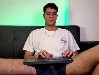 derek_stud_ webcam model stream image
