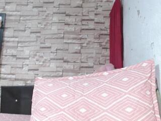 Mia Sain webcam model stream image